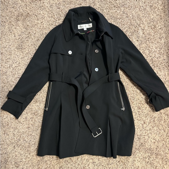 Trina Turk waterproof trench coat women’s size 6 - Picture 1 of 7